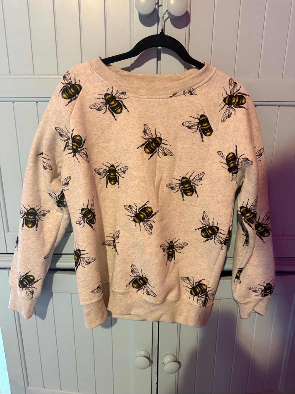 Cream Bee-Print Crewneck Sweatshirt - Women's Casual Pullover